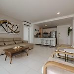 Ocean View & Beach Access - Family-Friendly, Beaut