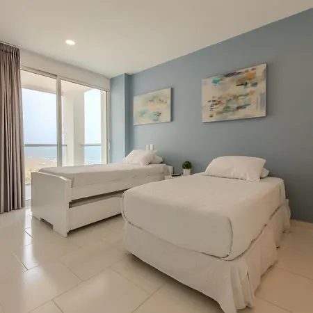 Ocean View & Access - Family-friendly, Beaut Apartamento Cartagena