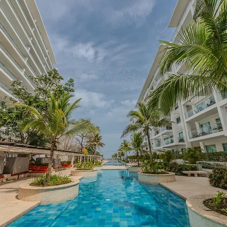 Apartamento Ocean View & Access - Family-friendly, Beaut